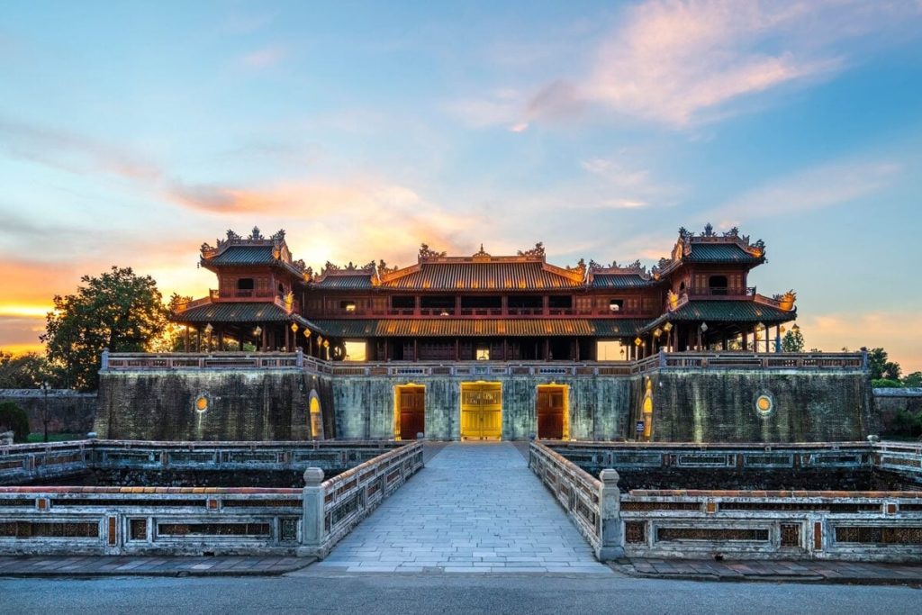 kinh-thanh-hue-1-1337 (1)