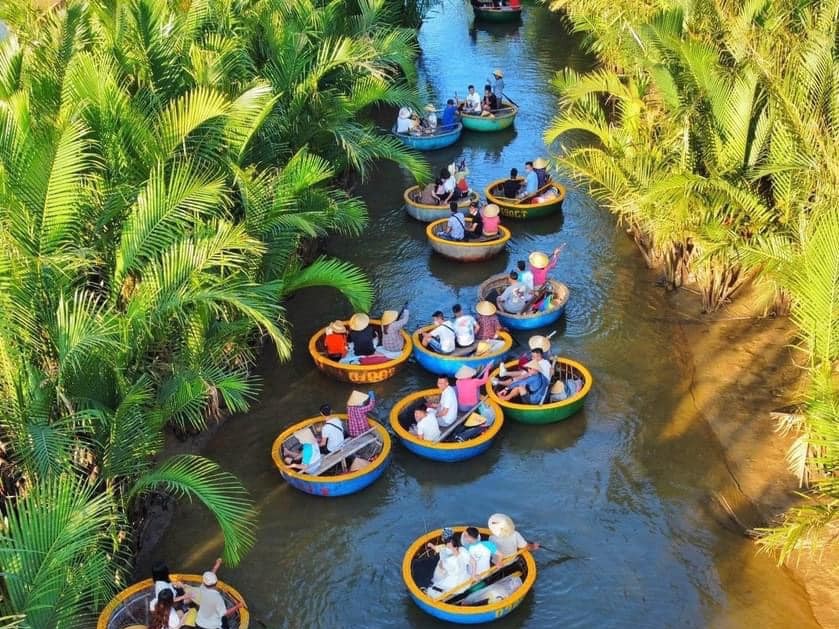 Basket boat